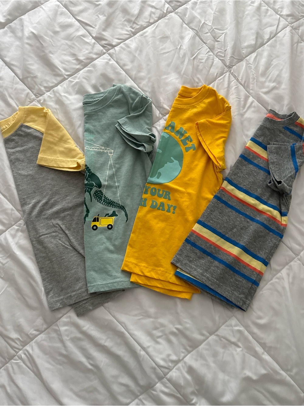 Bundle of t-shirts for boys 5T